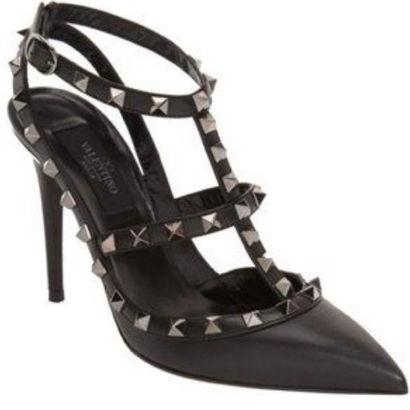 Valentino Rockstar Black Leather Pumps - Picture 1 of 10